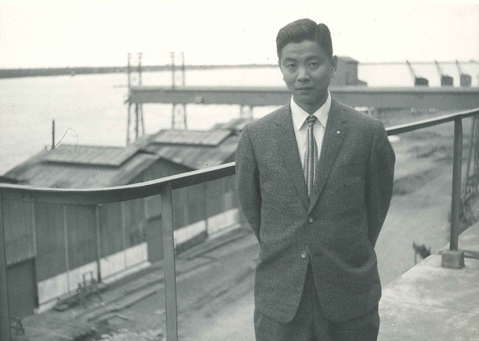 荒井権八写真